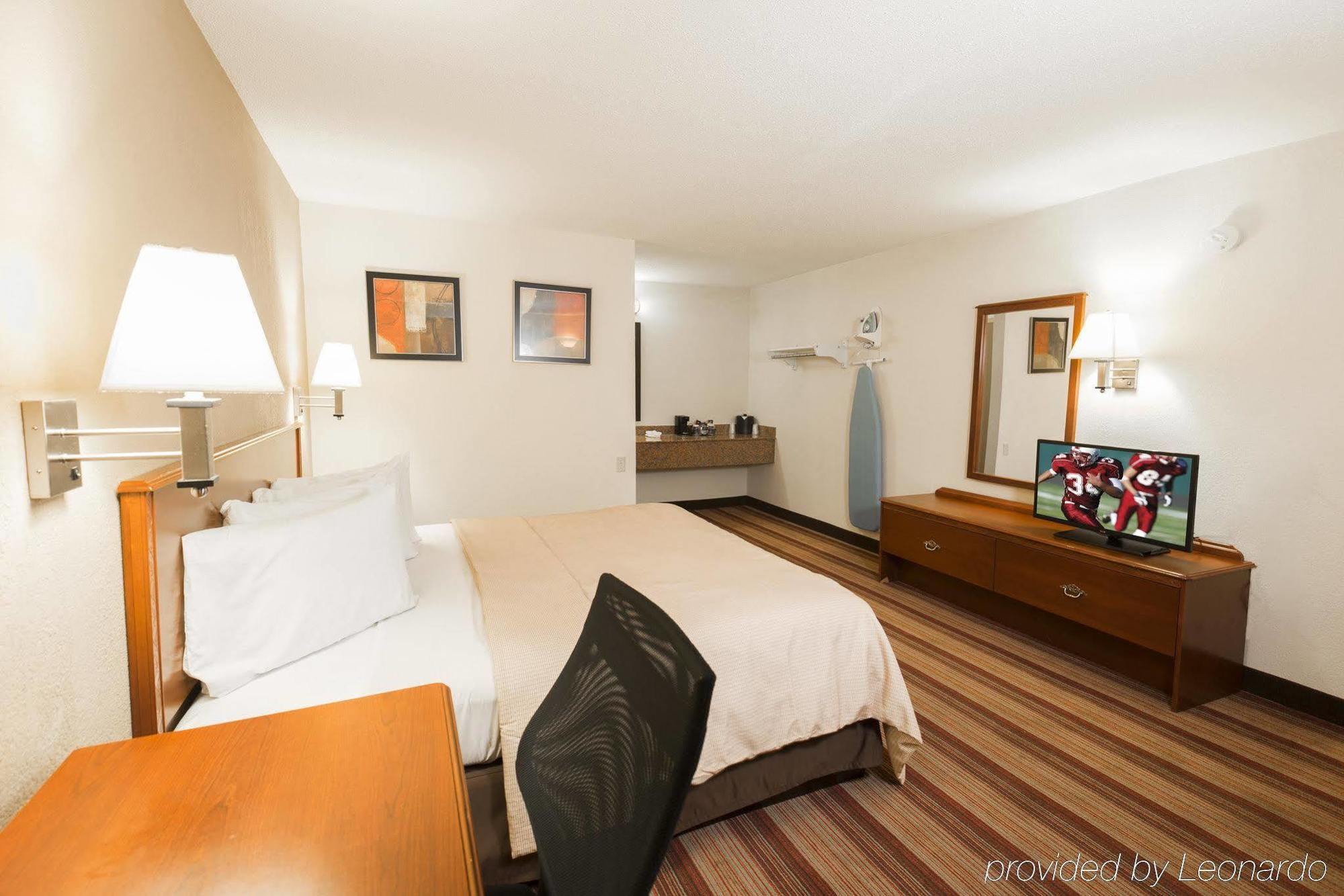 Red Roof Inn Bloomington - Normal/University Dış mekan fotoğraf